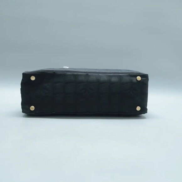 100% Authentic CHANEL Black Cloth Tote 778-112124 - Picture 5 of 12